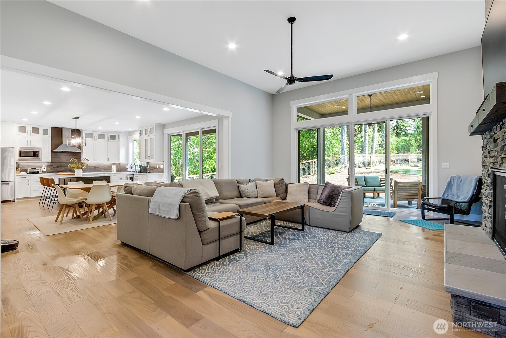 10007 127th Street Ct NW