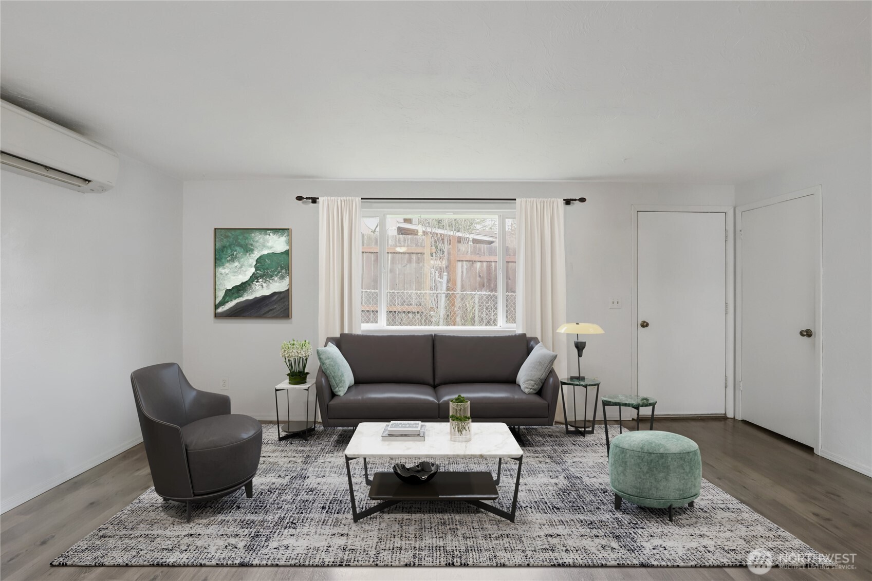 338 Wichman Street S