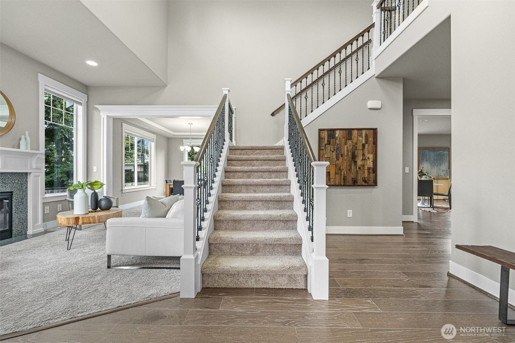 Photo of 1706 NE 24th Street, Renton, WA 98056 (MLS # 2501445)