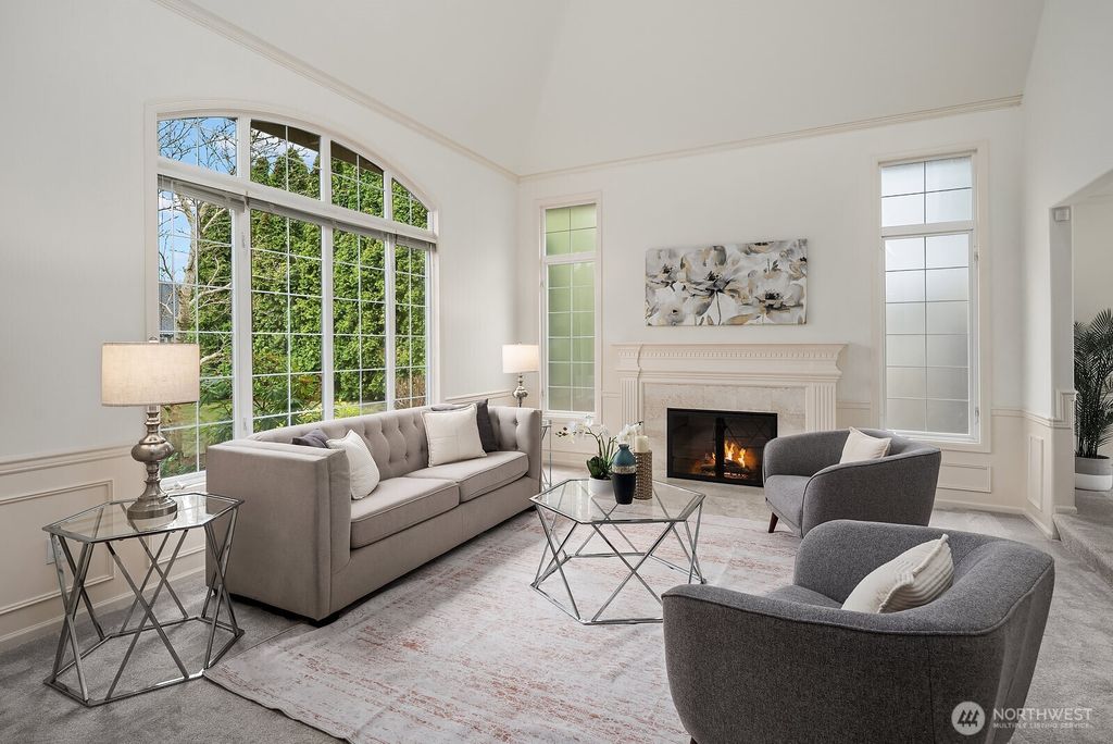 Photo of 27182 SE 27th Street, Sammamish, WA 98075 (MLS # 2481725)