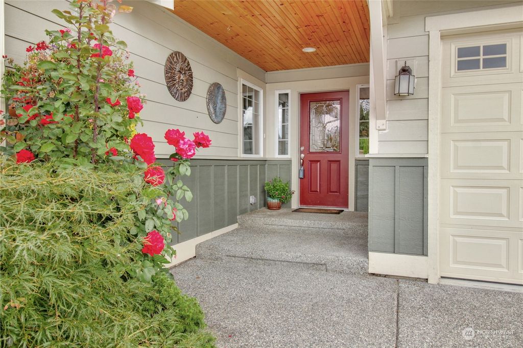 Photo of 7119 279th Place NW, Stanwood, WA 98292 (MLS # 2154111)