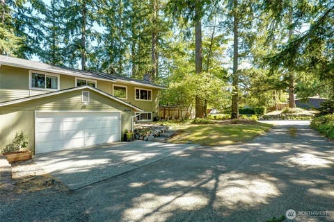 Photo of 16242 NE 30th Street, Bellevue, WA 98008 (MLS # 2564785)