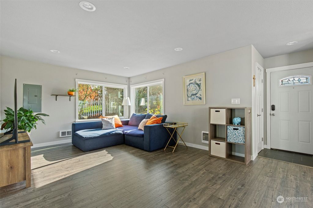 Photo of 6119 46th Street NE, Marysville, WA 98270 (MLS # 2173974)