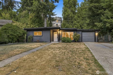 Photo of 3012 SW 102nd Street, Seattle, WA 98146 (MLS # 2482064)