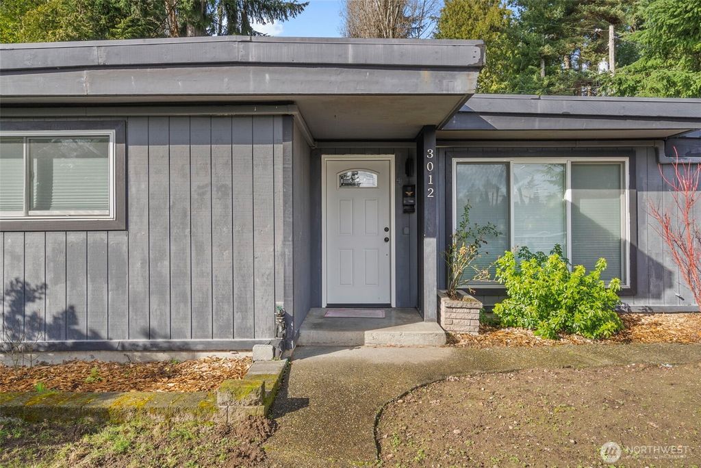 Photo of 3012 SW 102nd Street, Seattle, WA 98146 (MLS # 2482064)