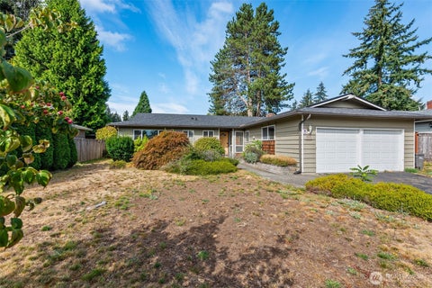 Photo of 7203 123rd Avenue SE, Newcastle, WA 98056 (MLS # 2577669)