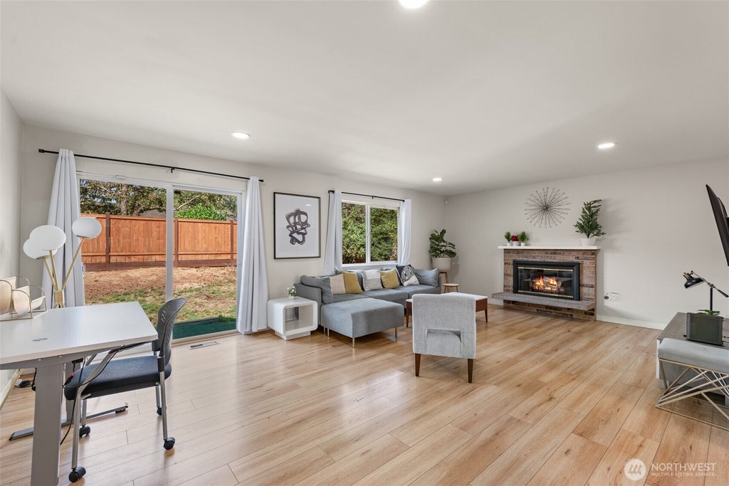 Photo of 7203 123rd Avenue SE, Newcastle, WA 98056 (MLS # 2577669)