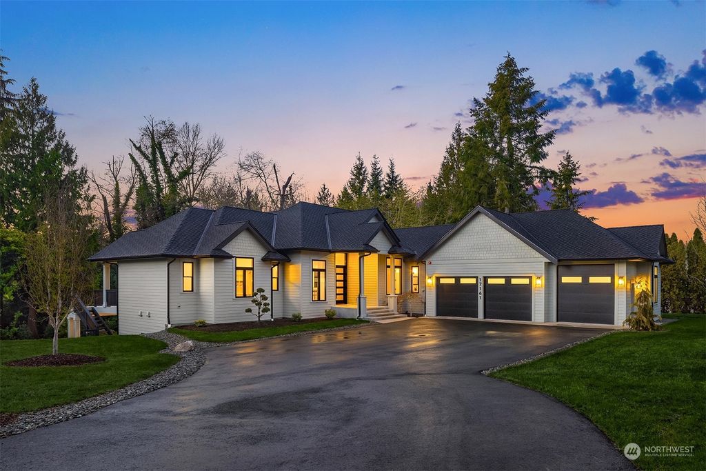 Photo of 17161 4th Avenue SW, Normandy Park, WA 98166 (MLS # 2318152)