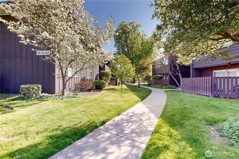 Photo of 364 Catherine Street #M09, Walla Walla, WA 99362 (MLS # 2508646)