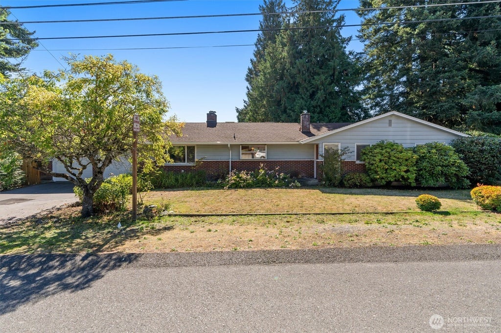 Photo of 3319 S 192nd Street, SeaTac, WA 98188 (MLS # 2559083)