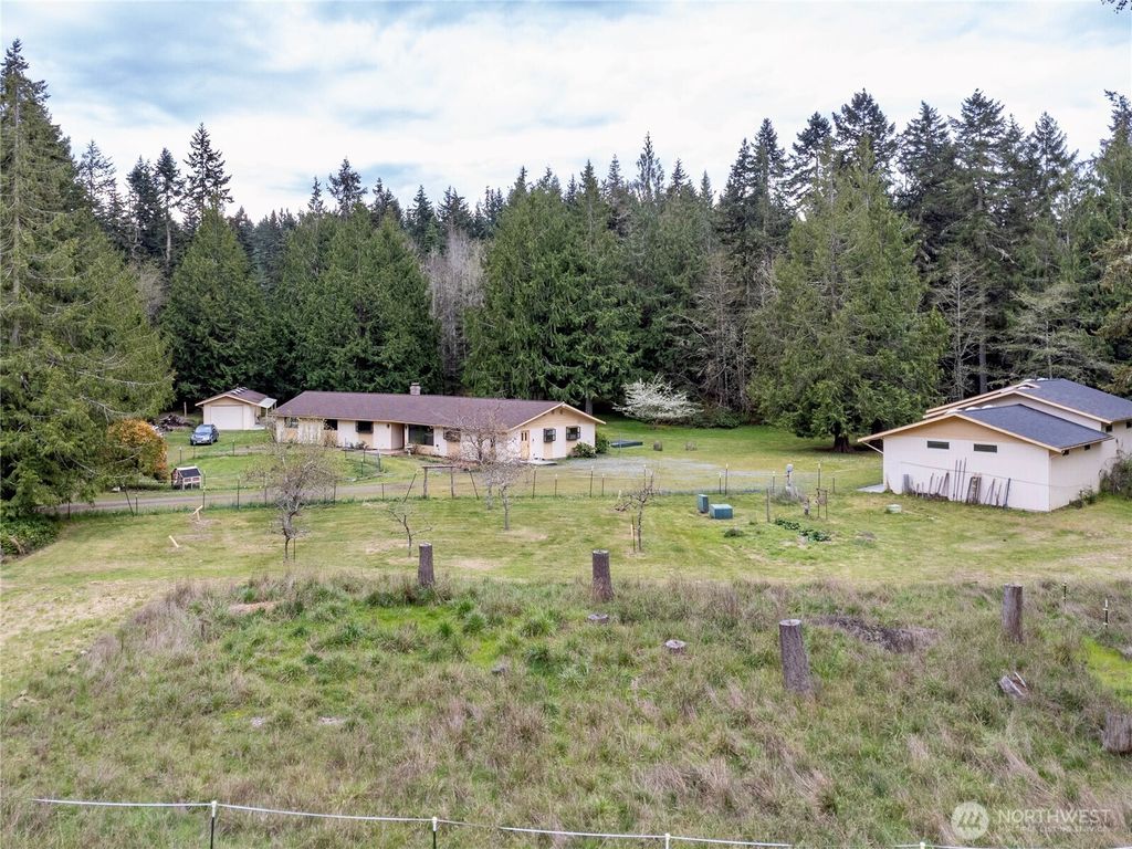 Photo of 154 Belbrook Lane, Port Angeles, WA 98362 (MLS # 2506949)