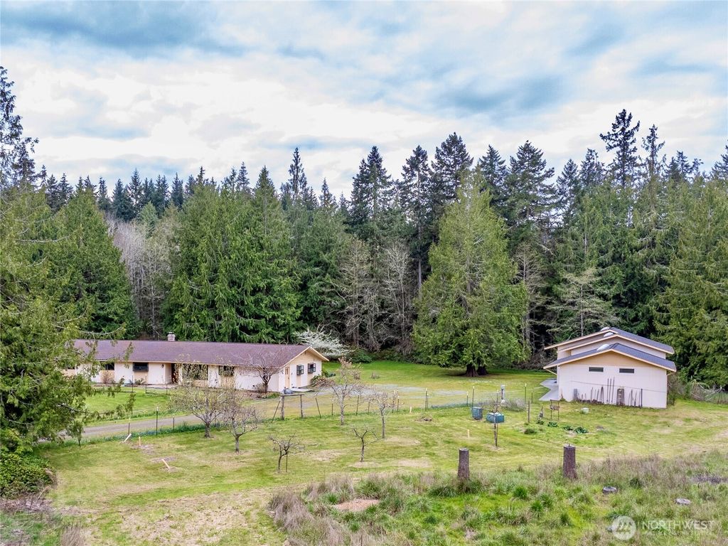 Photo of 154 Belbrook Lane, Port Angeles, WA 98362 (MLS # 2506949)