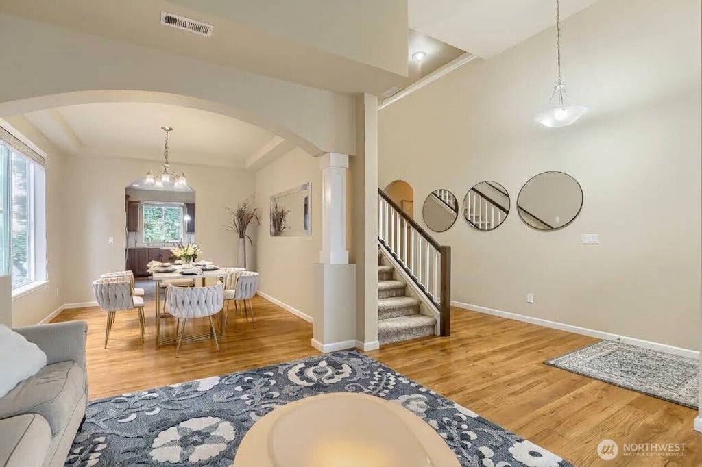 Photo of 537 Queen Avenue NE, Renton, WA 98056 (MLS # 2578788)