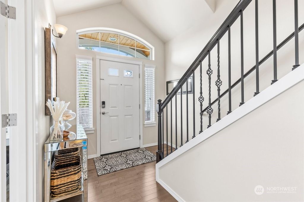 Photo of 19005 Grannis Road, Bothell, WA 98012 (MLS # 2197071)