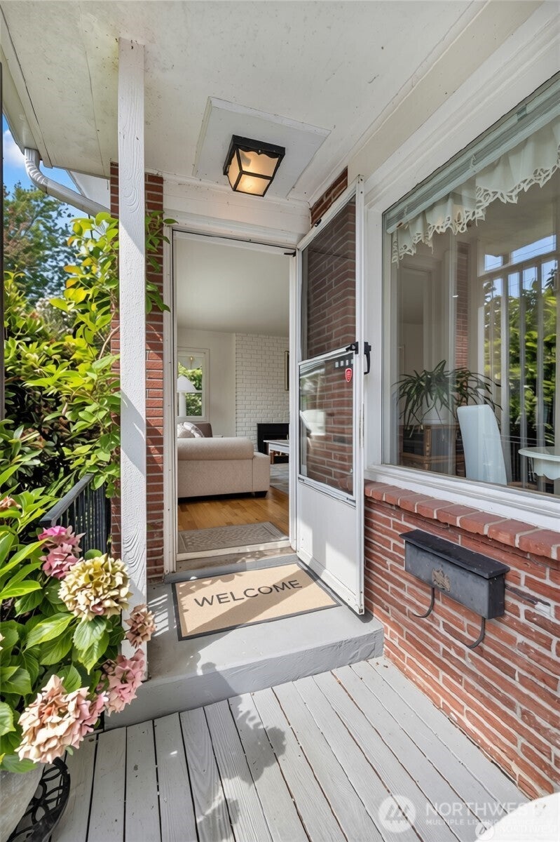 Photo of 1101 E 5th Street, Arlington, WA 98223 (MLS # 2594536)
