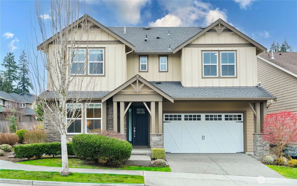 Photo of 12289 170th Court NE, Redmond, WA 98052 (MLS # 2386631)