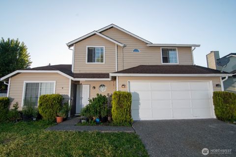 Photo of 32825 17th Ave SW AVE, Federal Way, WA 98023 (MLS # 2513280)