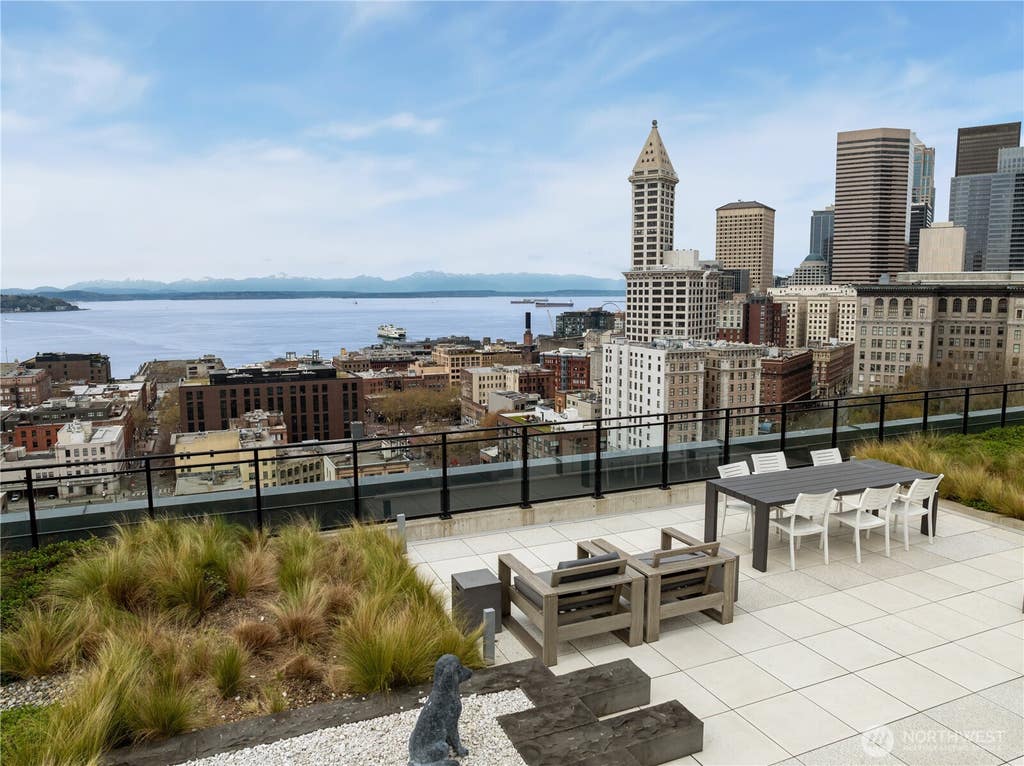 Photo of 450 Main Street #1205, Seattle, WA 98104 (MLS # 2564728)