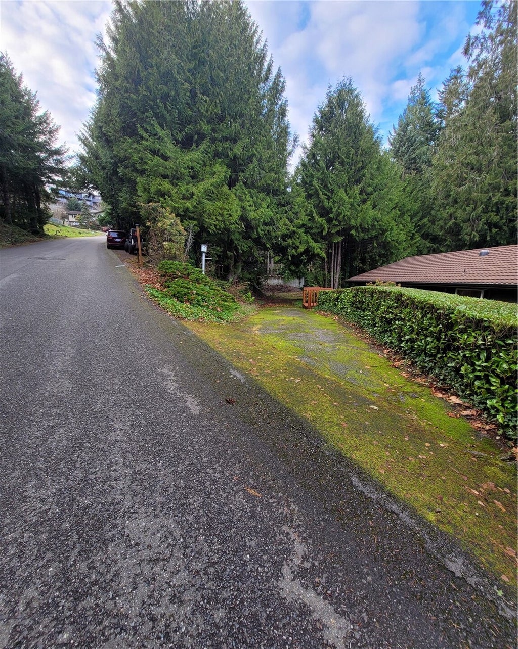 Photo of 5062 NW El Camino Boulevard, Bremerton, WA 98312 (MLS # 2597550)