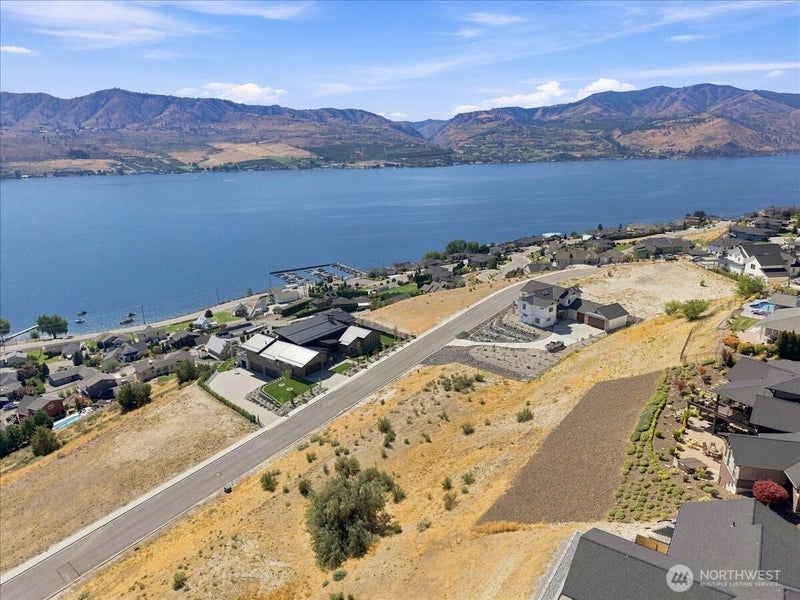127 Crystal Crest Drive
