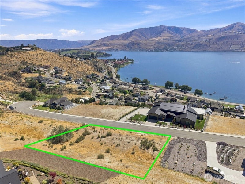 127 Crystal Crest Drive