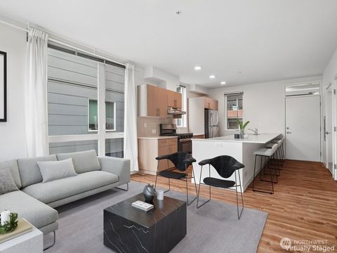 Photo of 121 12th Avenue E #406, Seattle, WA 98102 (MLS # 2519550)