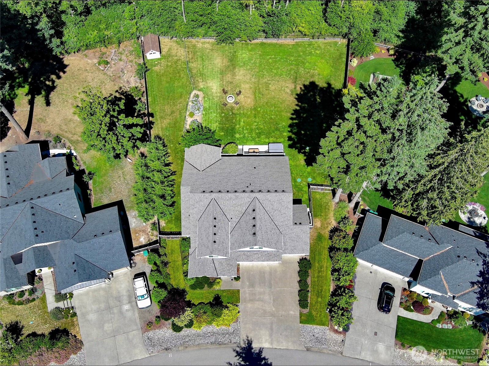 27769 McIntosh Loop NE