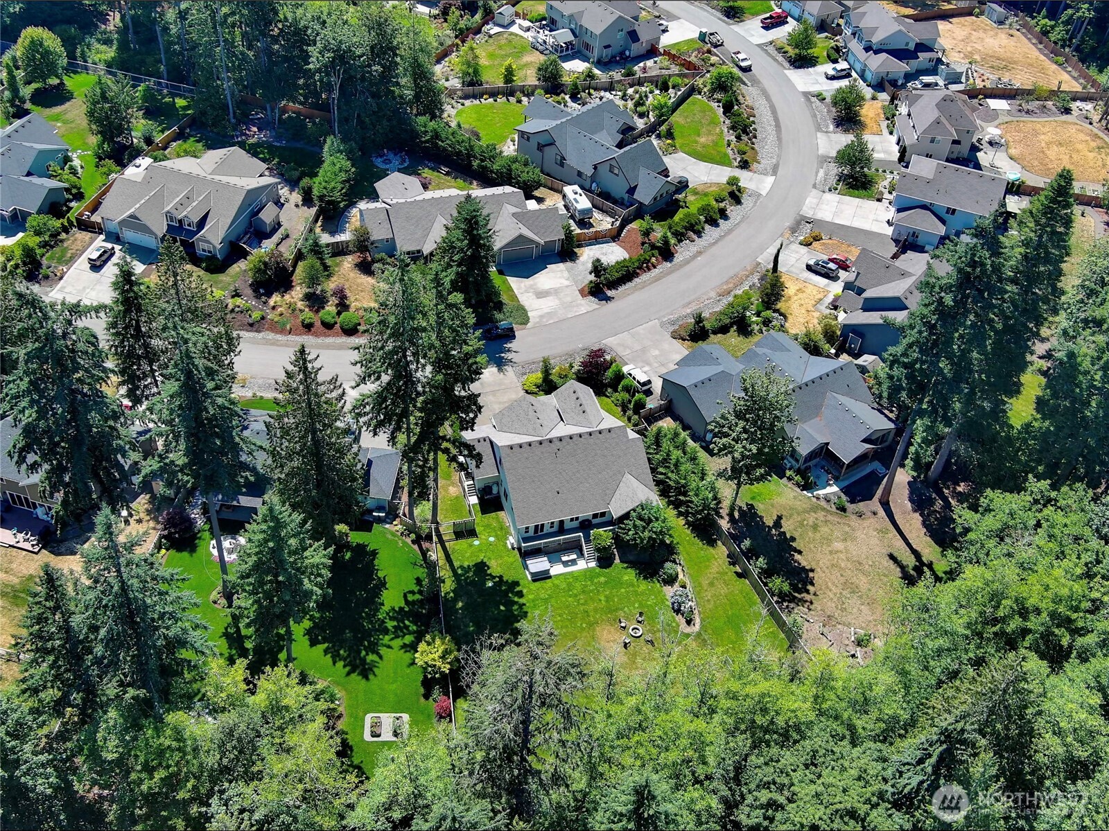 27769 McIntosh Loop NE