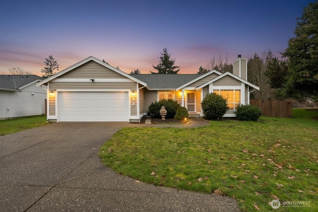 Photo of 21617 44th Avenue Court E, Spanaway, WA 98387 (MLS # 2518330)