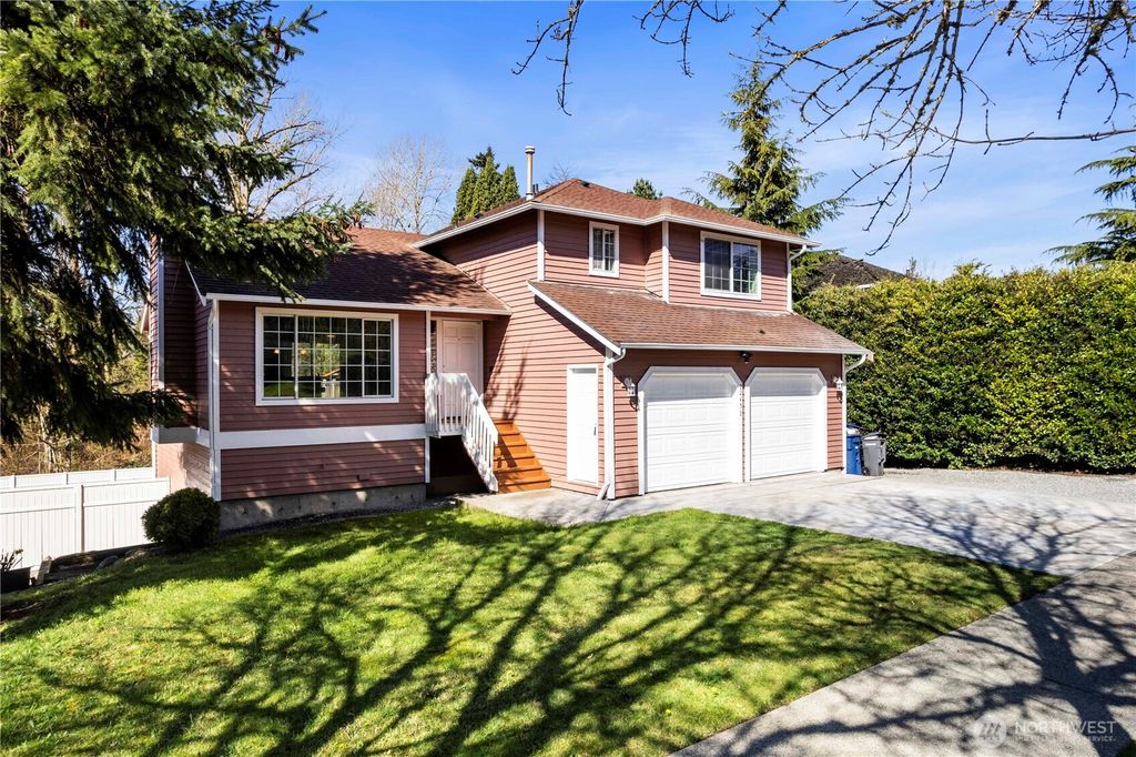 Photo of 22453 15th Avenue S, Des Moines, WA 98198 (MLS # 2343680)