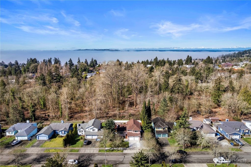Photo of 22453 15th Avenue S, Des Moines, WA 98198 (MLS # 2343680)