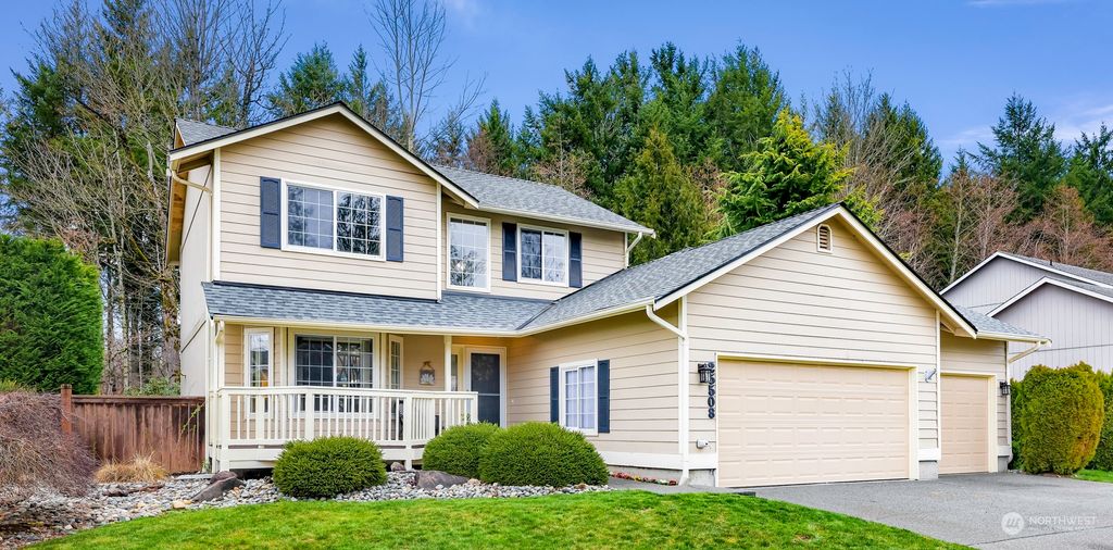 Photo of 25508 Cumberland Way, Black Diamond, WA 98010 (MLS # 2205339)