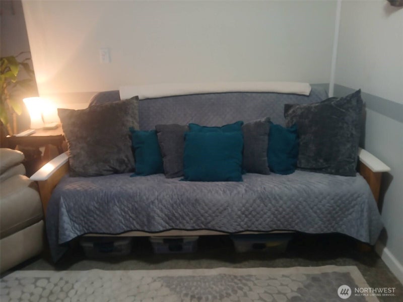 11 N Hamma Hamma Drive W