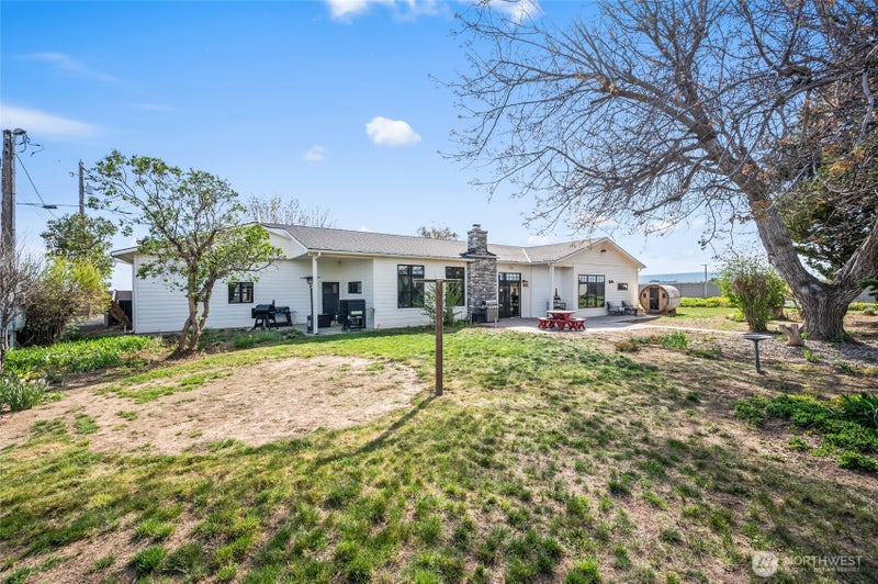 20272 RD 11 NW
