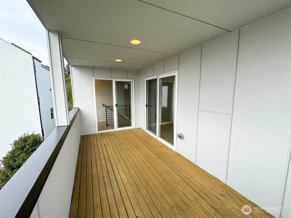 Photo of 941 N 91st Street #B, Seattle, WA 98103 (MLS # 2476517)