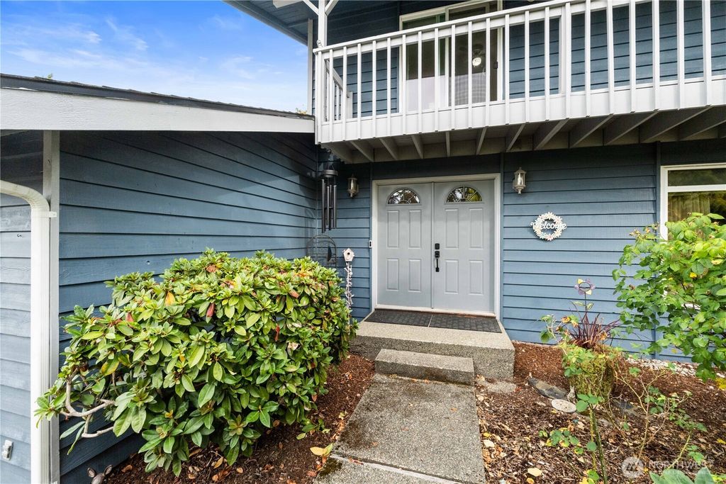 Photo of 21112 125TH Avenue SE, Kent, WA 98031 (MLS # 2438545)