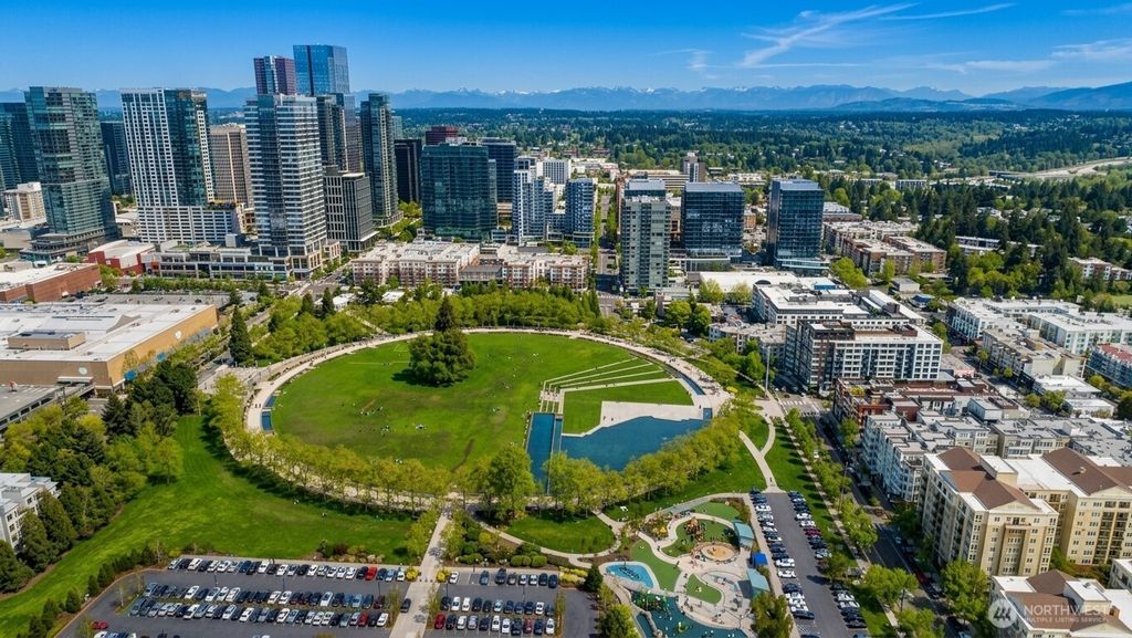 Photo of 101 99th Avenue NE #101, Bellevue, WA 98004 (MLS # 2501624)