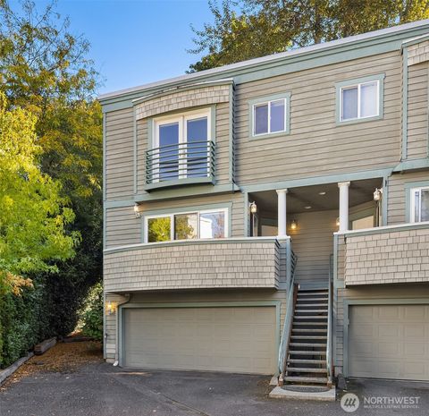 Photo of 112 9th Lane #112, Kirkland, WA 98033 (MLS # 2472614)