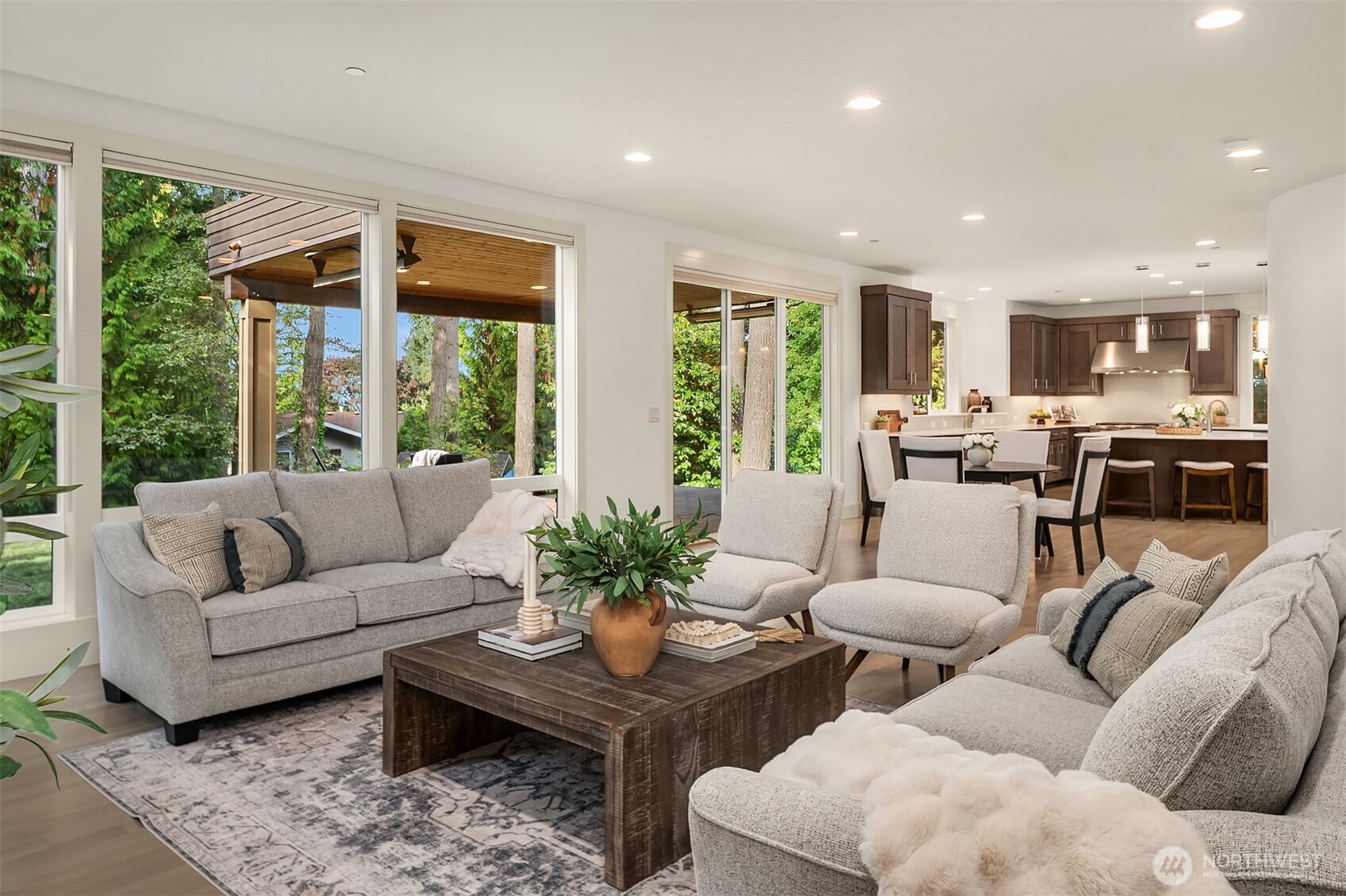 6809 120th Avenue NE