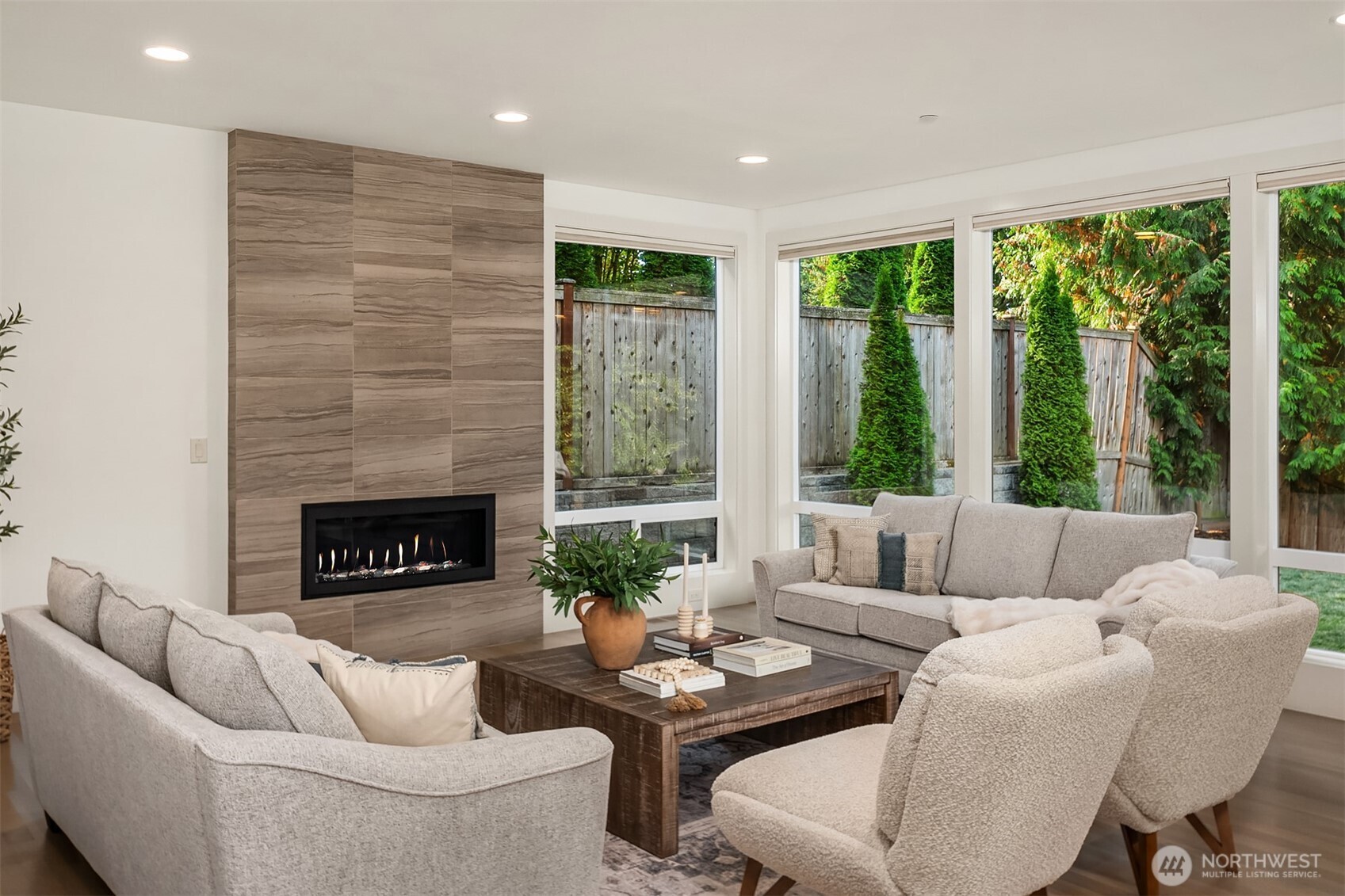 6809 120th Avenue NE