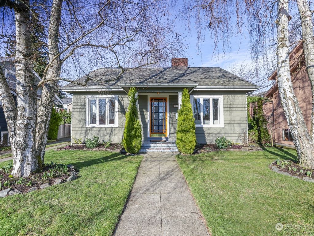 Photo of 2826 NW 72nd Street, Seattle, WA 98117 (MLS # 2033521)