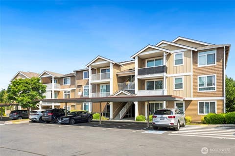 Photo of 3309 132nd Street SE #A305, Everett, WA 98208 (MLS # 2566522)