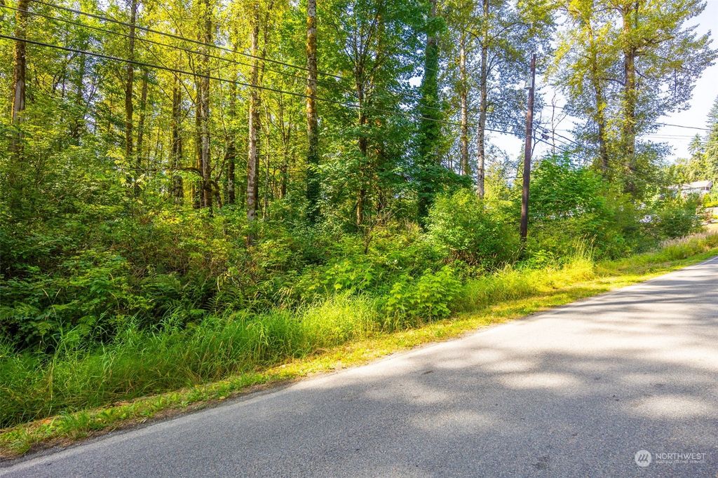 Photo of 1506 114th Street NE, Marysville, WA 98271 (MLS # 2188026)