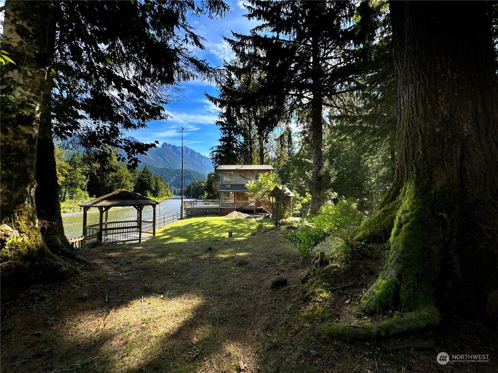Photo of 51603 S Riverside Road, Gold Bar, WA 98251 (MLS # 2280599)