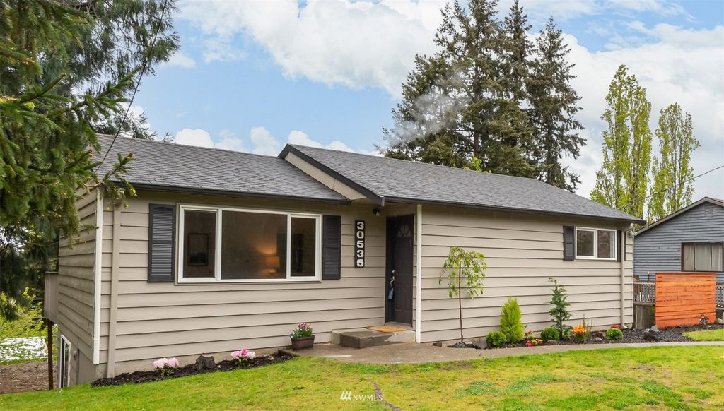 Photo of 30535 7th Avenue SW, Federal Way, WA 98023 (MLS # 1927920)