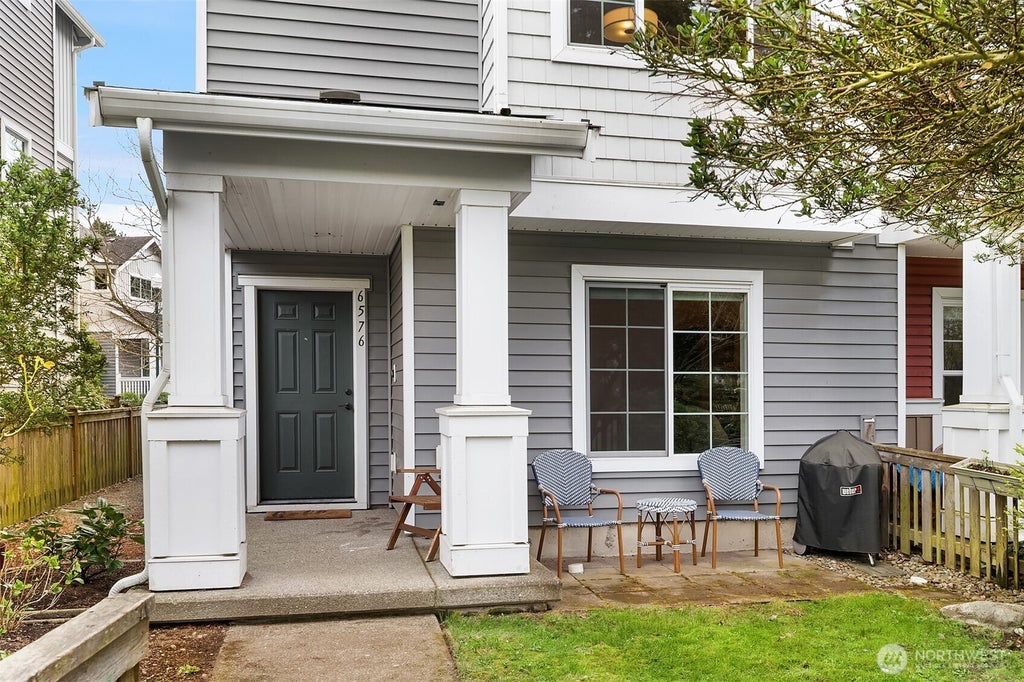 Photo of 6576 High Point Drive SW, Seattle, WA 98126 (MLS # 2580973)