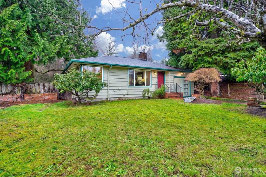 Photo of 18917 107th Avenue NE, Bothell, WA 98011 (MLS # 2188715)