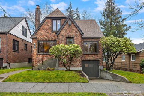 4810 38th Avenue NE Seattle WA 98105