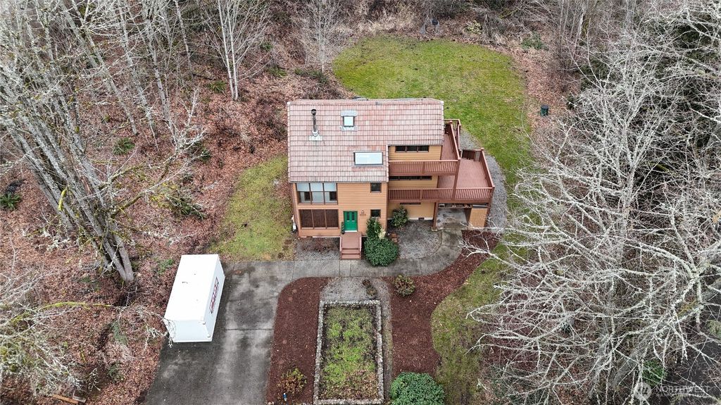 Photo of 16413 266th Avenue SE, Issaquah, WA 98027 (MLS # 2334924)