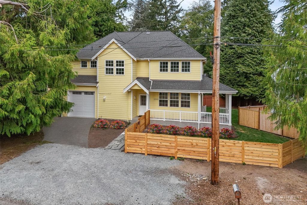 Photo of 11300 Goodwin Way NE, Seattle, WA 98125 (MLS # 2430245)